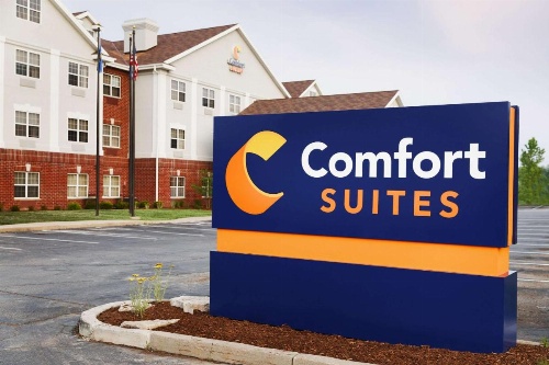Comfort Suites Milwaukee Airport image 15