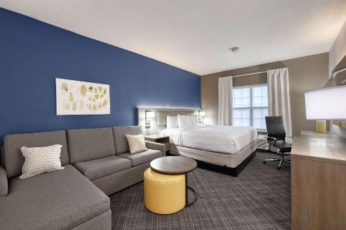 Comfort Suites Milwaukee Airport image 28