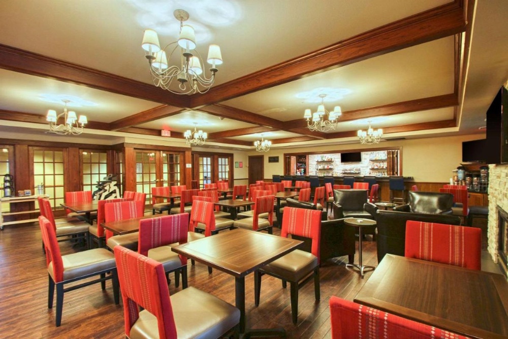 Comfort Suites Milwaukee Airport Image 47
