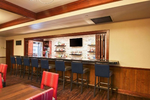 Comfort Suites Milwaukee Airport image 49